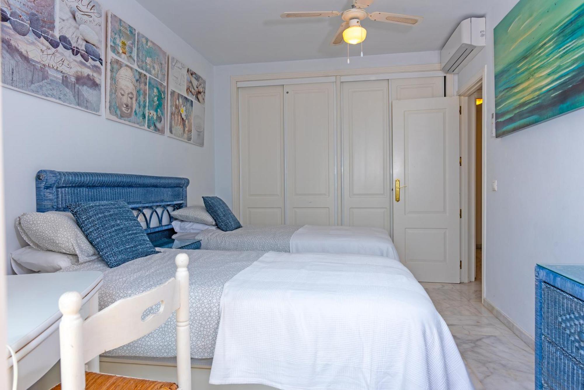 Apartment Torrequebrada Beachfront Apartment, Costa Del Sol *
